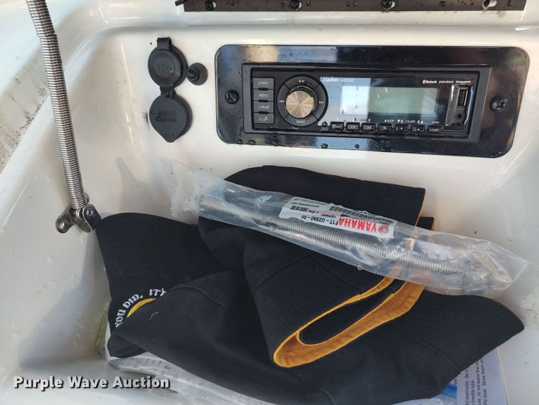 image for item LK9456 2014 Yamaha AR192  boat