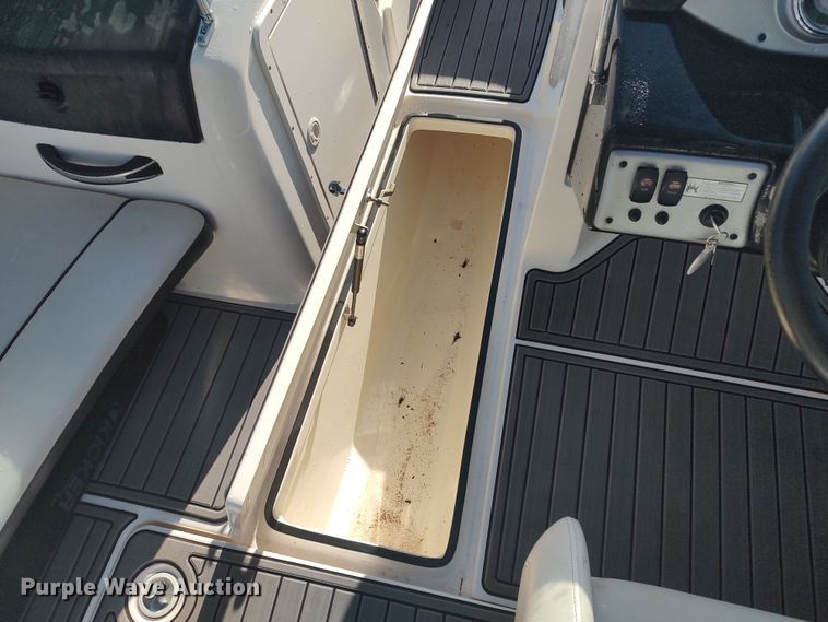 image for item LK9456 2014 Yamaha AR192  boat