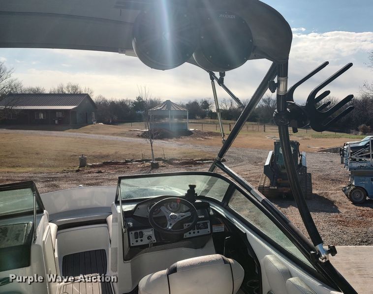 image for item LK9456 2014 Yamaha AR192  boat