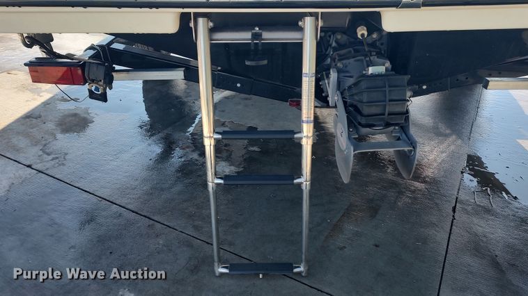 image for item LK9456 2014 Yamaha AR192  boat