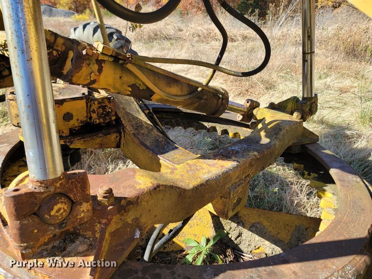 image for item LN9714 Huber-Warco  motor grader