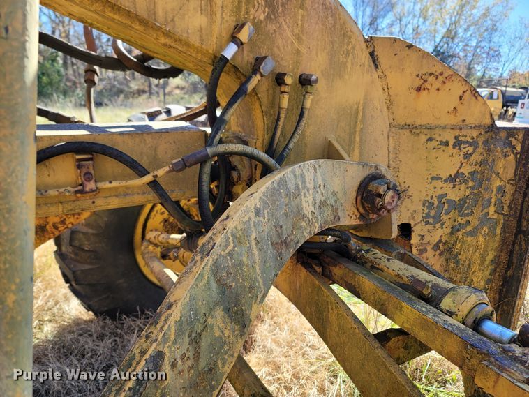 image for item LN9714 Huber-Warco  motor grader