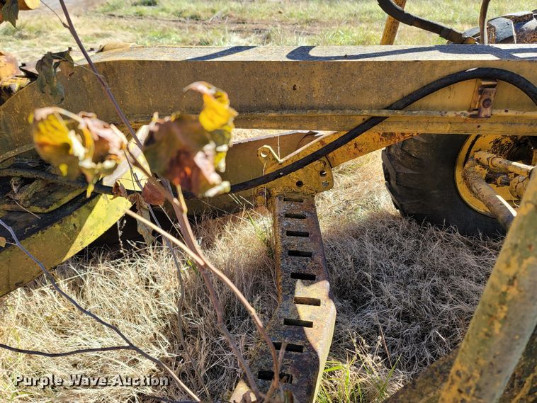image for item LN9714 Huber-Warco  motor grader