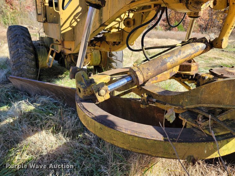 image for item LN9714 Huber-Warco  motor grader