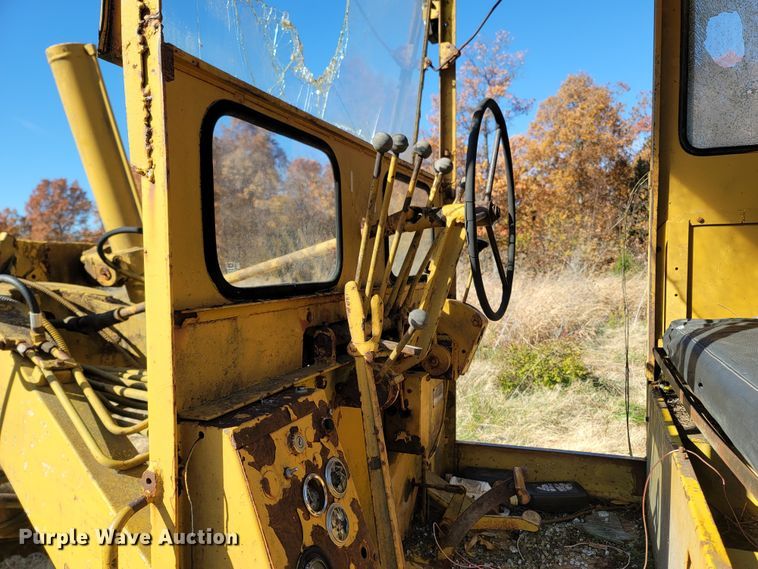 image for item LN9714 Huber-Warco  motor grader