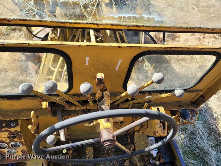 image for item LN9714 Huber-Warco  motor grader