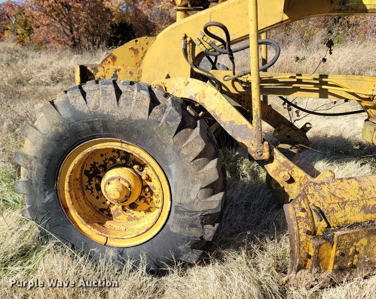 image for item LN9714 Huber-Warco  motor grader