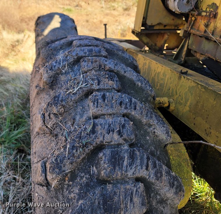 image for item LN9714 Huber-Warco  motor grader