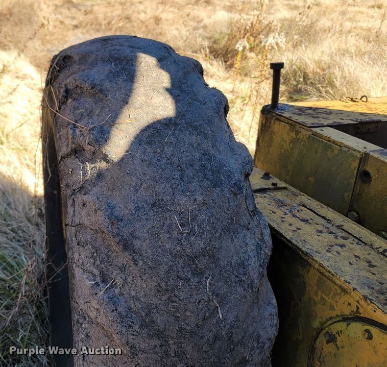 image for item LN9714 Huber-Warco  motor grader