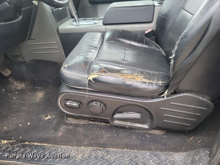 image for item LN9738 2005 Ford F150  SuperCab pickup truck