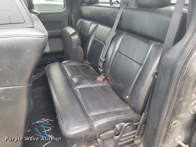 image for item LN9738 2005 Ford F150  SuperCab pickup truck