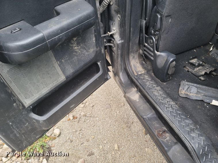 image for item LN9738 2005 Ford F150  SuperCab pickup truck