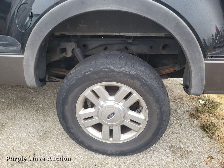 image for item LN9738 2005 Ford F150  SuperCab pickup truck