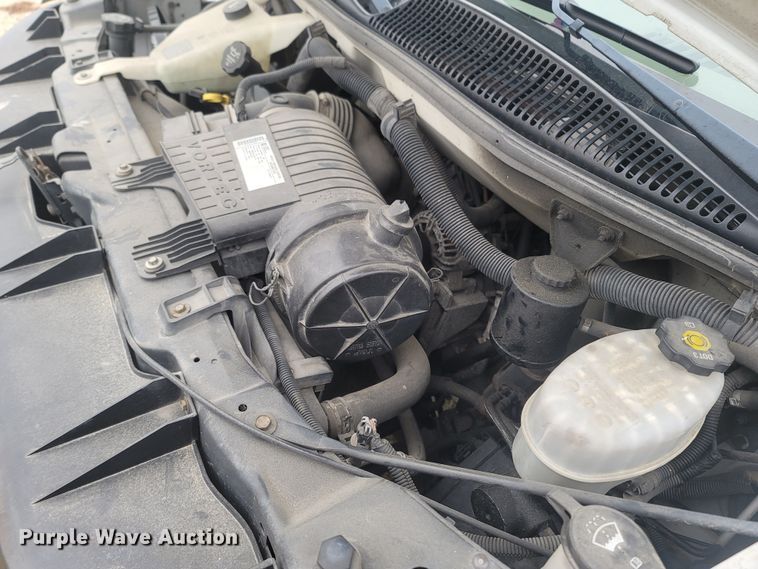 image for item LN9740 2009 Chevrolet Express 2500  van