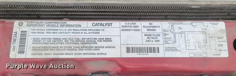 image for item LN9742 1999 Dodge Ram 1500  Club Cab pickup truck