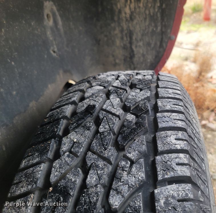 image for item LN9742 1999 Dodge Ram 1500  Club Cab pickup truck