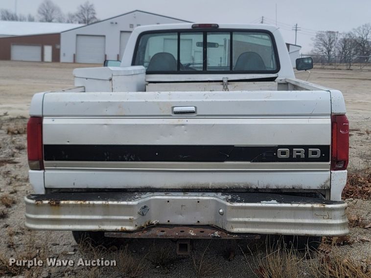 image for item LN9743 1995 Ford F150  pickup truck