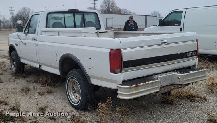 image for item LN9743 1995 Ford F150  pickup truck