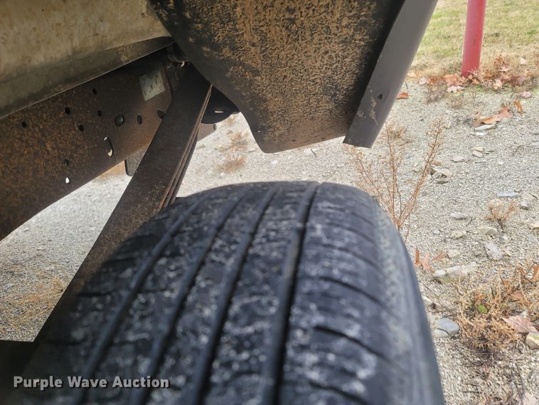 image for item LN9743 1995 Ford F150  pickup truck