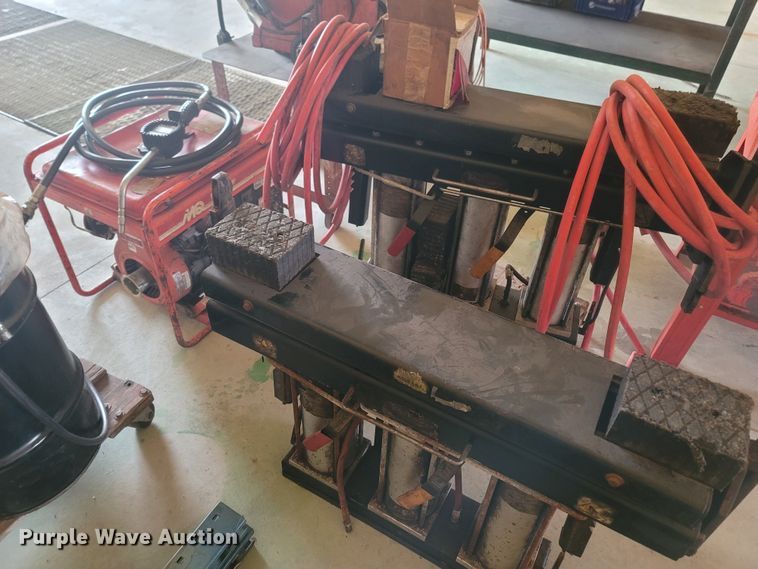 image for item LN9748 Tools