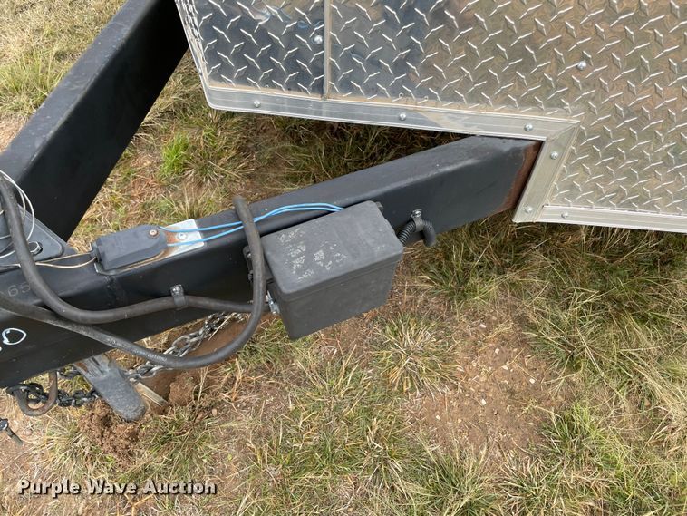 image for item LP9072 2018 Lark  enclosed cargo trailer