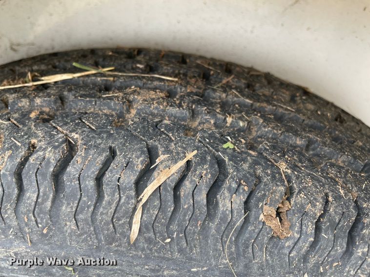 image for item LP9072 2018 Lark  enclosed cargo trailer