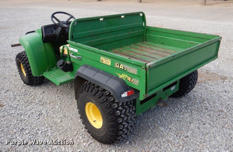 image for item LP9094 1998 John Deere Gator  utility vehicle