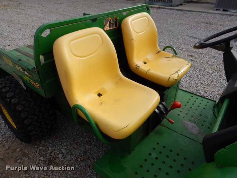 image for item LP9094 1998 John Deere Gator  utility vehicle