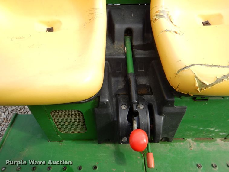 image for item LP9094 1998 John Deere Gator  utility vehicle