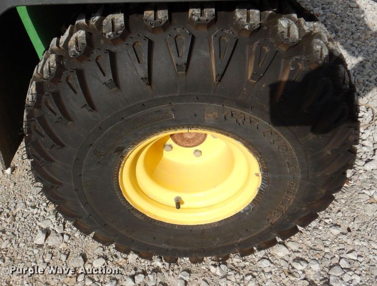 image for item LP9094 1998 John Deere Gator  utility vehicle