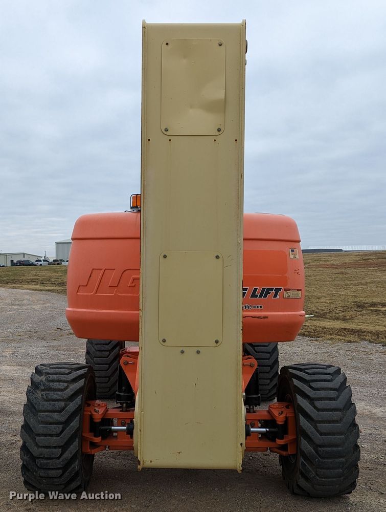 image for item LP9098 2004 JLG 800AJ  boom lift