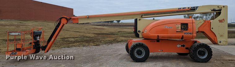 image for item LP9098 2004 JLG 800AJ  boom lift