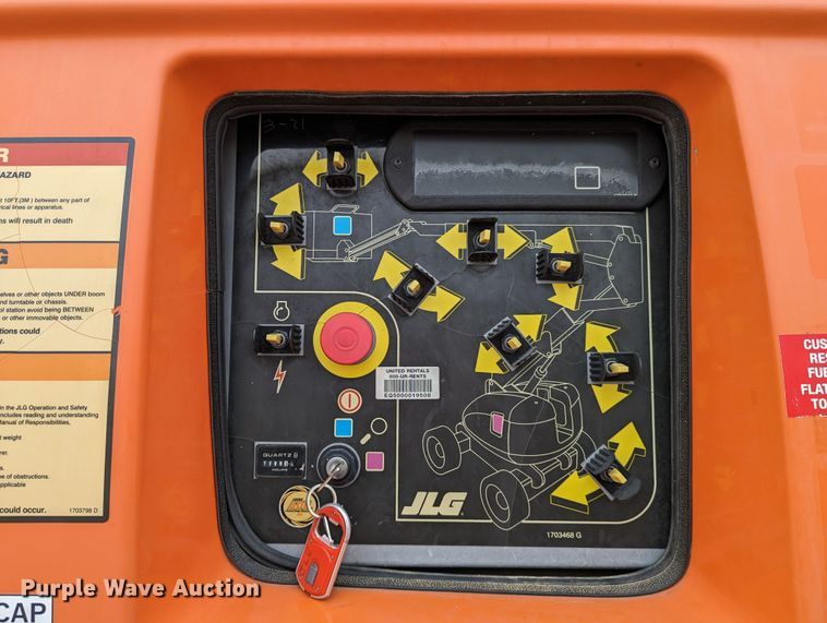 image for item LP9098 2004 JLG 800AJ  boom lift