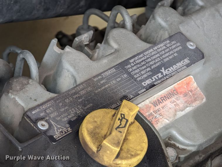 image for item LP9098 2004 JLG 800AJ  boom lift