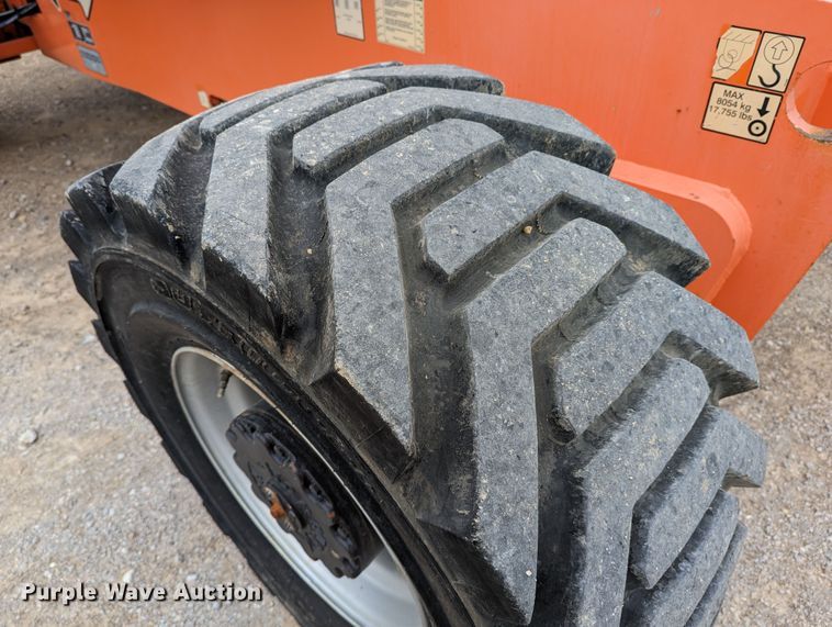 image for item LP9098 2004 JLG 800AJ  boom lift