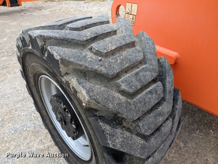 image for item LP9098 2004 JLG 800AJ  boom lift