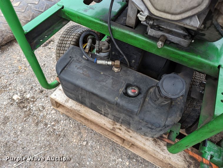 image for item LP9114 2010 John Deere AC-3500GHH  pressure washer