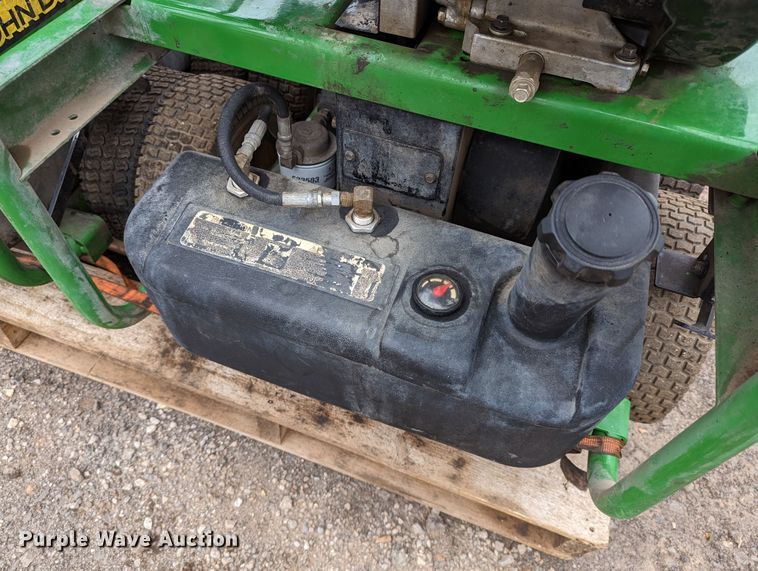 image for item LP9115 2012 John Deere AC-3500GHH  pressure washer