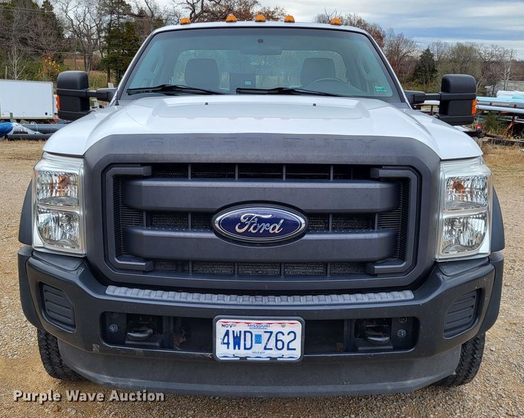 image for item LR9089 2012 Ford F550 Super Duty XL  truck cab and chassis