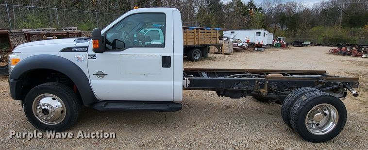image for item LR9089 2012 Ford F550 Super Duty XL  truck cab and chassis