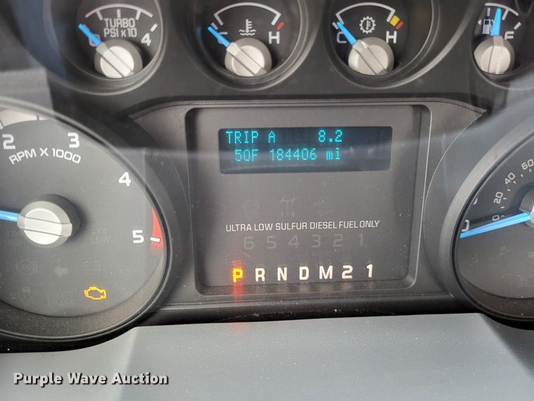 image for item LR9089 2012 Ford F550 Super Duty XL  truck cab and chassis