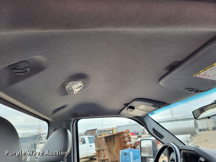 image for item LR9089 2012 Ford F550 Super Duty XL  truck cab and chassis