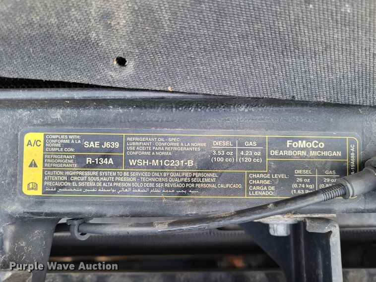 image for item LR9089 2012 Ford F550 Super Duty XL  truck cab and chassis