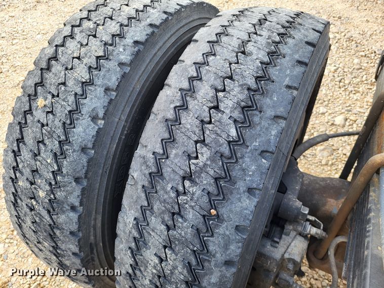 image for item LR9089 2012 Ford F550 Super Duty XL  truck cab and chassis