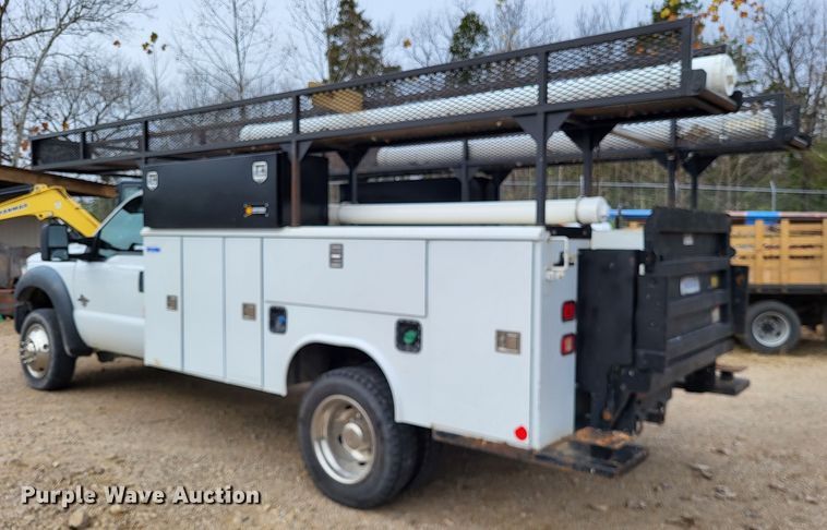 image for item LR9090 2012 Ford F550 Super Duty XL  utility / service truck