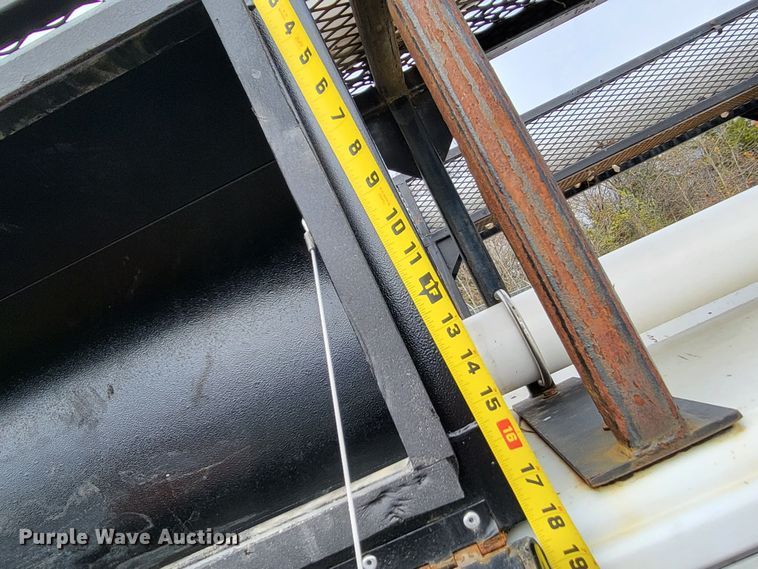 image for item LR9090 2012 Ford F550 Super Duty XL  utility / service truck