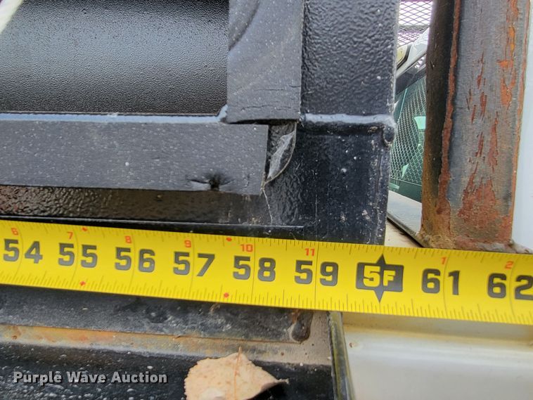 image for item LR9090 2012 Ford F550 Super Duty XL  utility / service truck