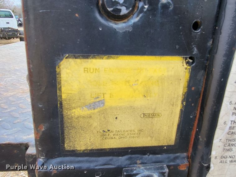 image for item LR9090 2012 Ford F550 Super Duty XL  utility / service truck