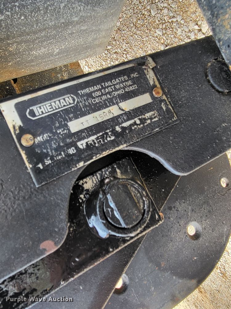 image for item LR9090 2012 Ford F550 Super Duty XL  utility / service truck