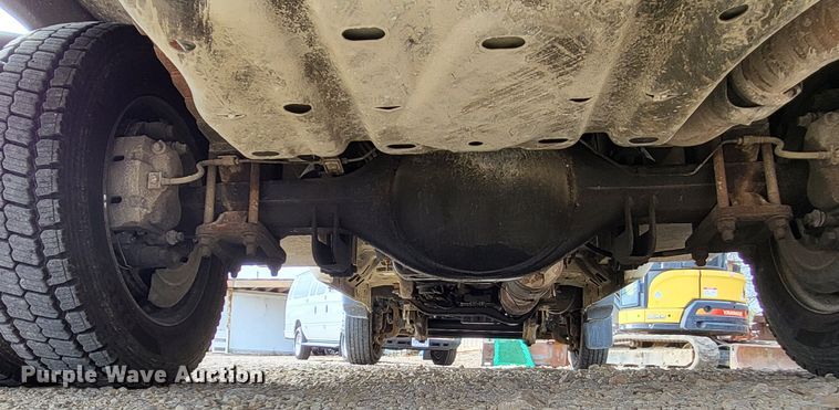 image for item LR9090 2012 Ford F550 Super Duty XL  utility / service truck